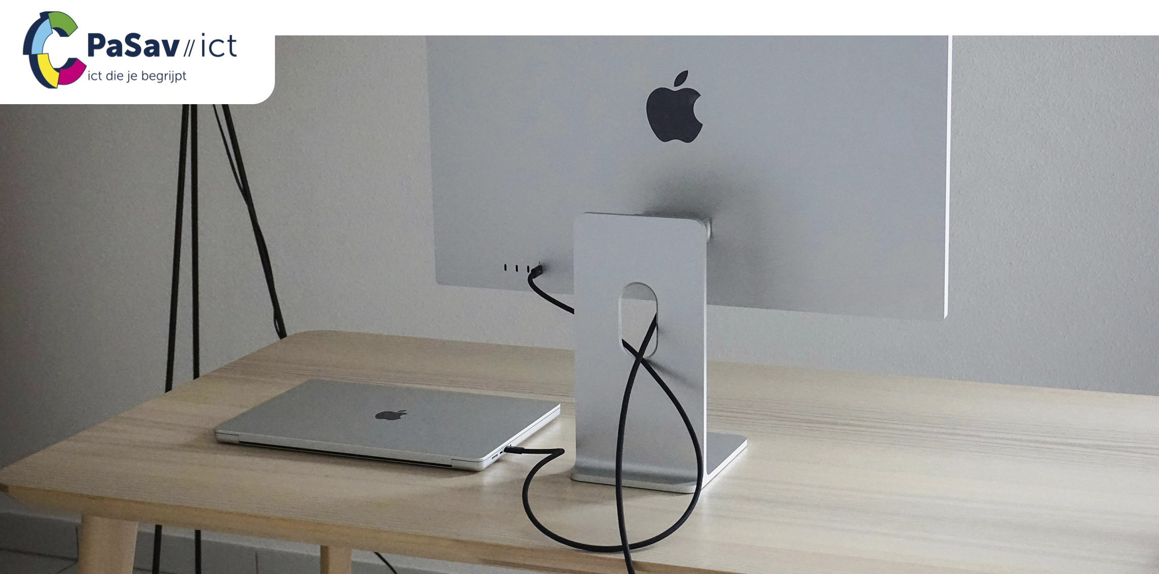 Extern display header